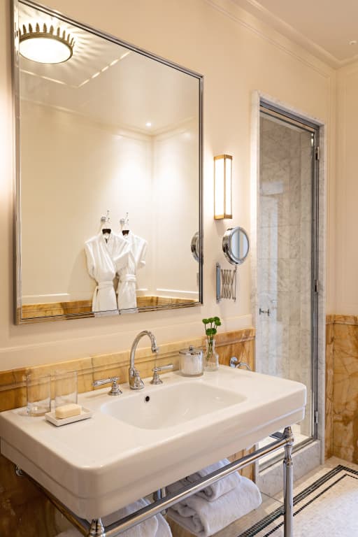 Hotel Balzac - Photo 4
