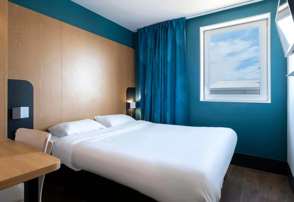B&B HOTEL Niort Marais Poitevin Est - Photo 5