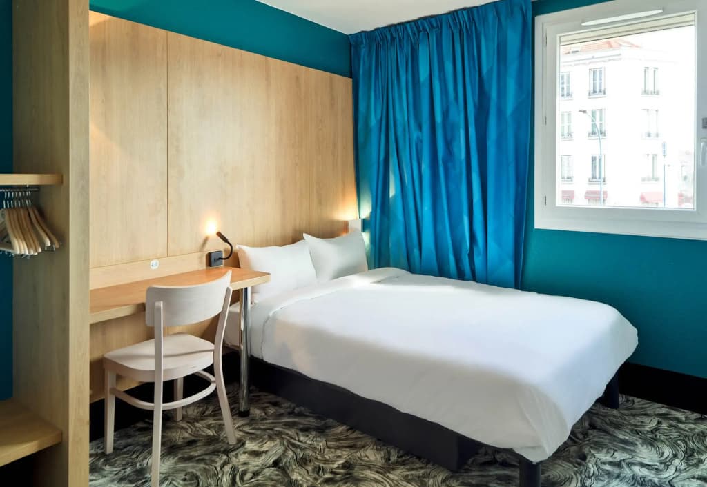 B&B HOTEL Paris Porte de la Villette - Miniature 6