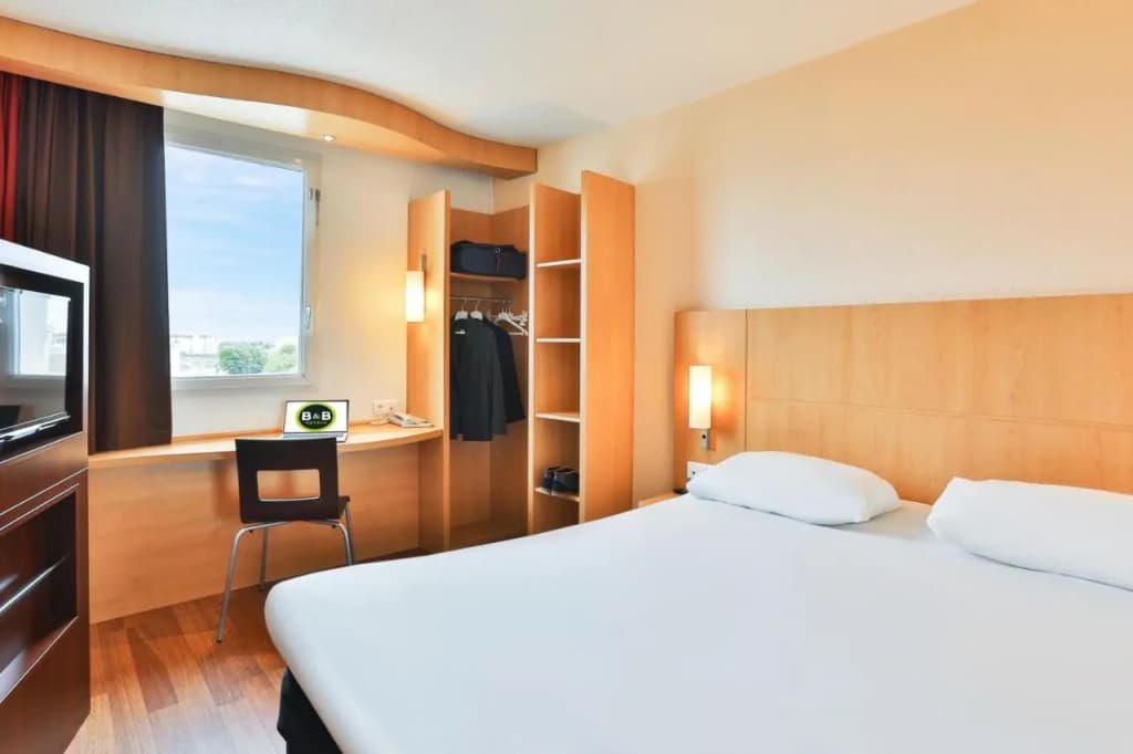 B&B HOTEL Les Sables-d'Olonne Centre Gare - Miniature 8