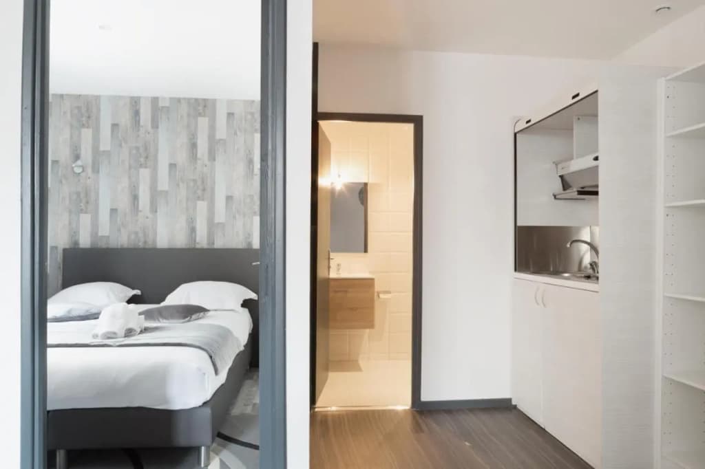 Lille City Hotel - Miniature 8