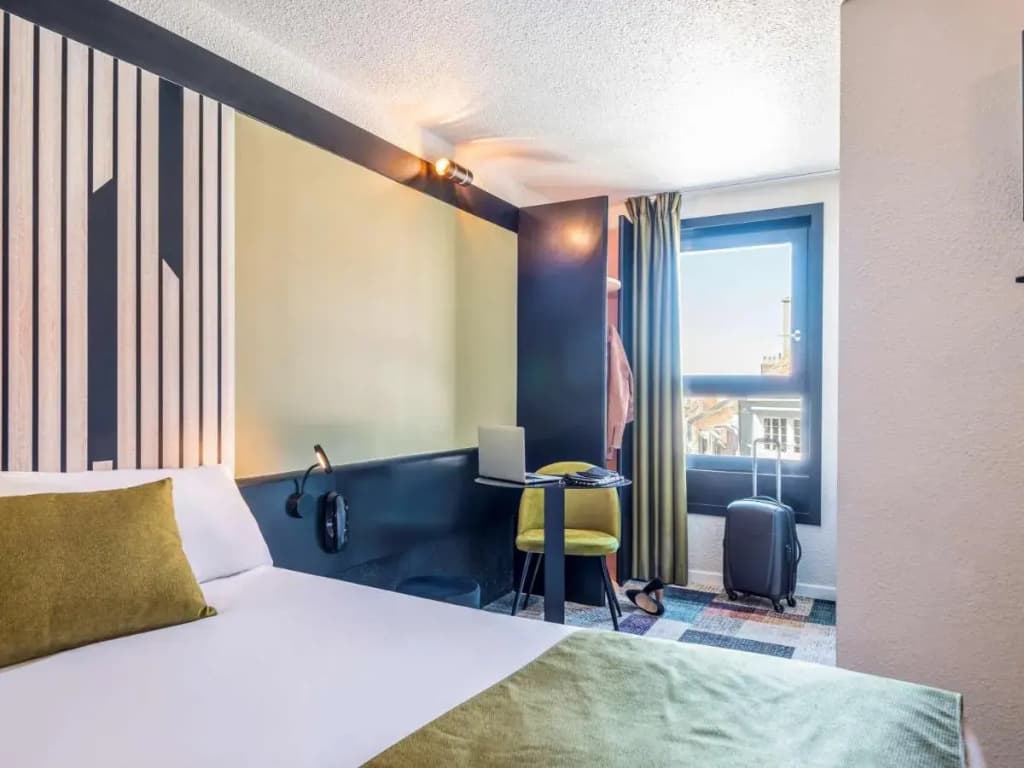 Ibis Styles Boulogne Centre Cathédrale - Miniature 6