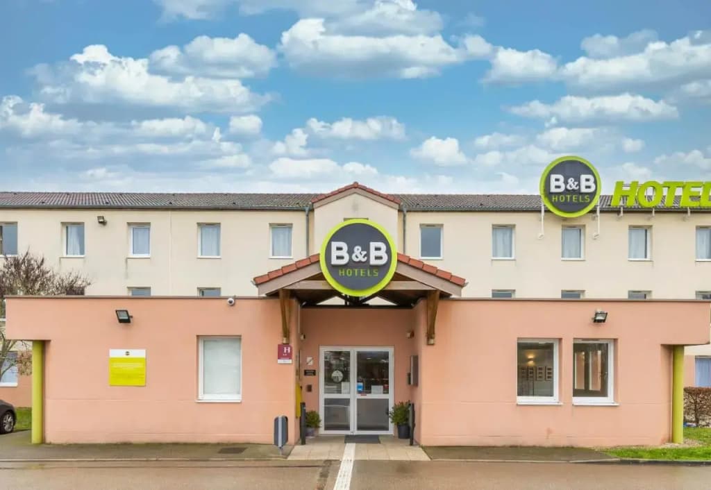 B&B HOTEL Auxerre Monéteau - Photo 1