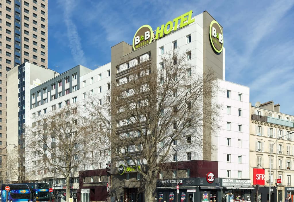 B&B HOTEL Paris Porte de la Villette - Photo 1