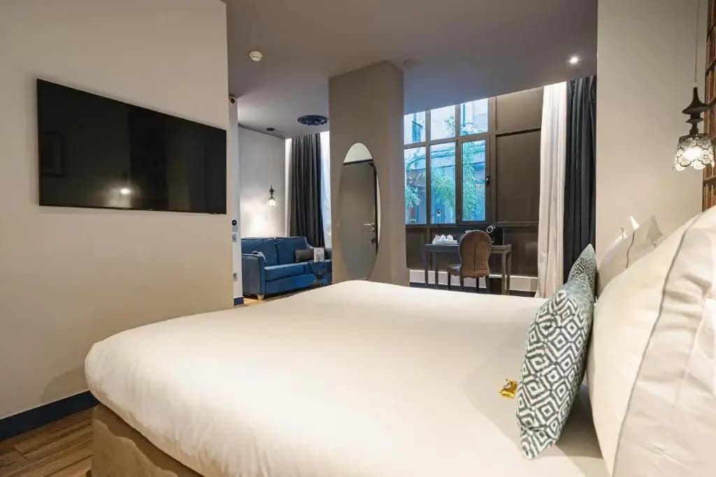 Hotel Mademoiselle - Miniature 8