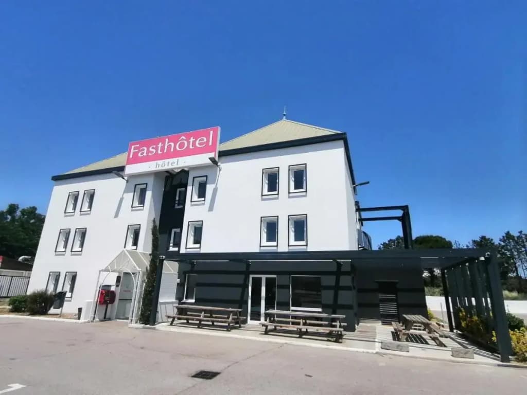 FastHotel Montpellier Ouest - Photo 1