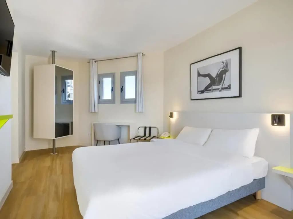 B&B HOTEL Antibes Juan-les-Pins - Miniature 6