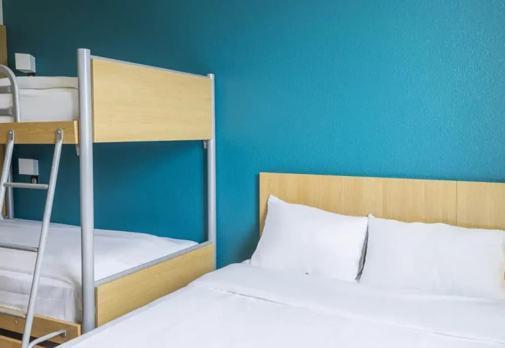 B&B HOTEL Auxerre Monéteau - Photo 4