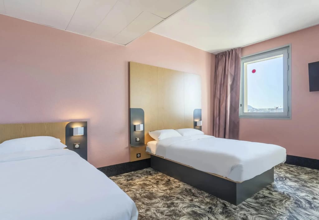 B&B HOTEL Marseille Les ports - Photo 5