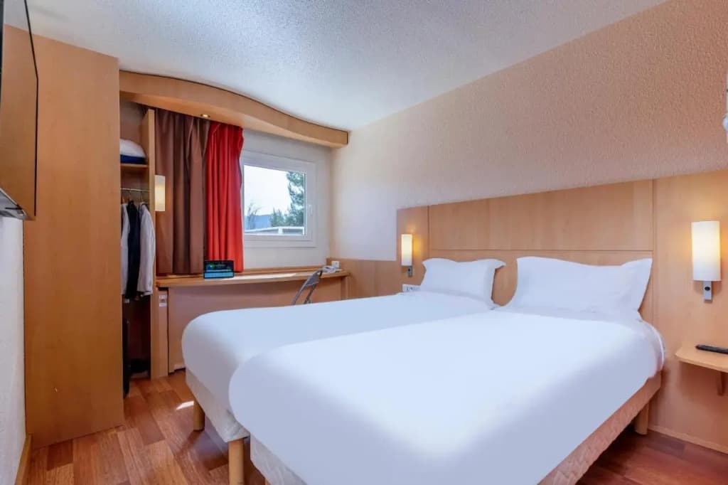 B&B HOTEL Marseille La Valentine Porte d'Aubagne - Photo 3