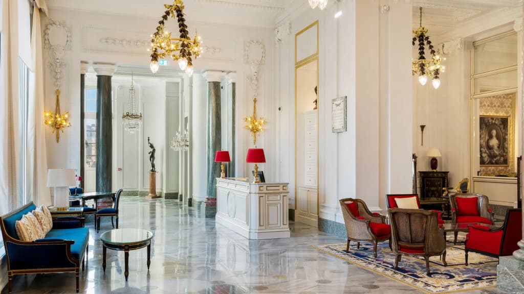 Hôtel du Palais - Photo 2