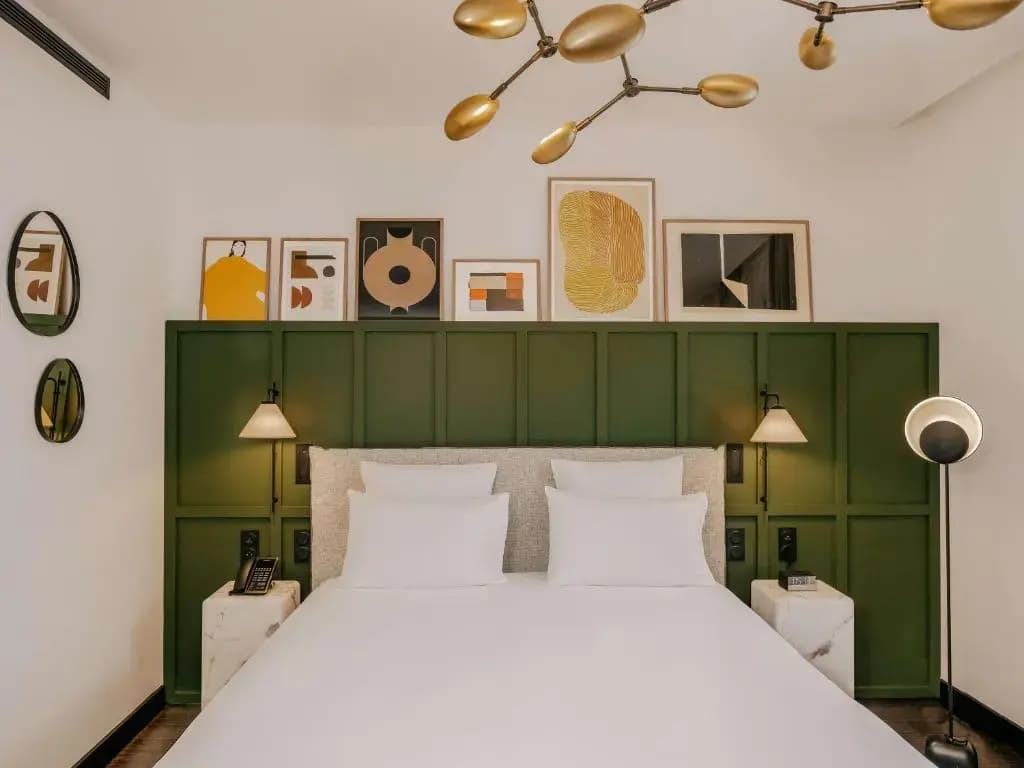 Marty Hotel Bordeaux, Tapestry Collection by Hilton - Miniature 6