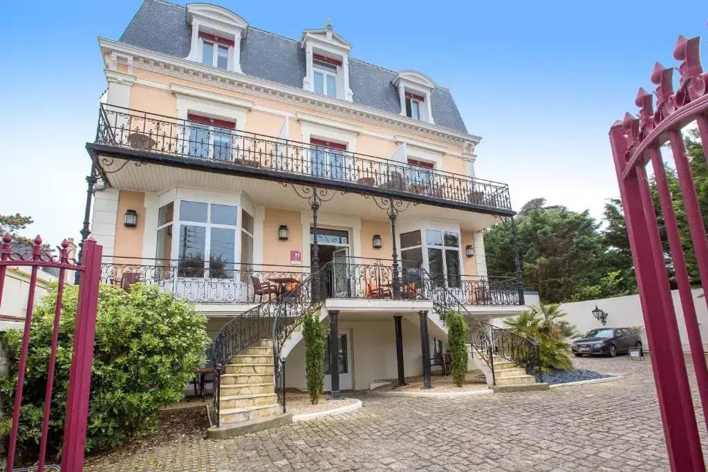 Hotel La Villefromoy - Photo 1