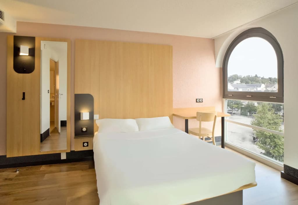 B&B Hotel Dreux Centre - Miniature 7