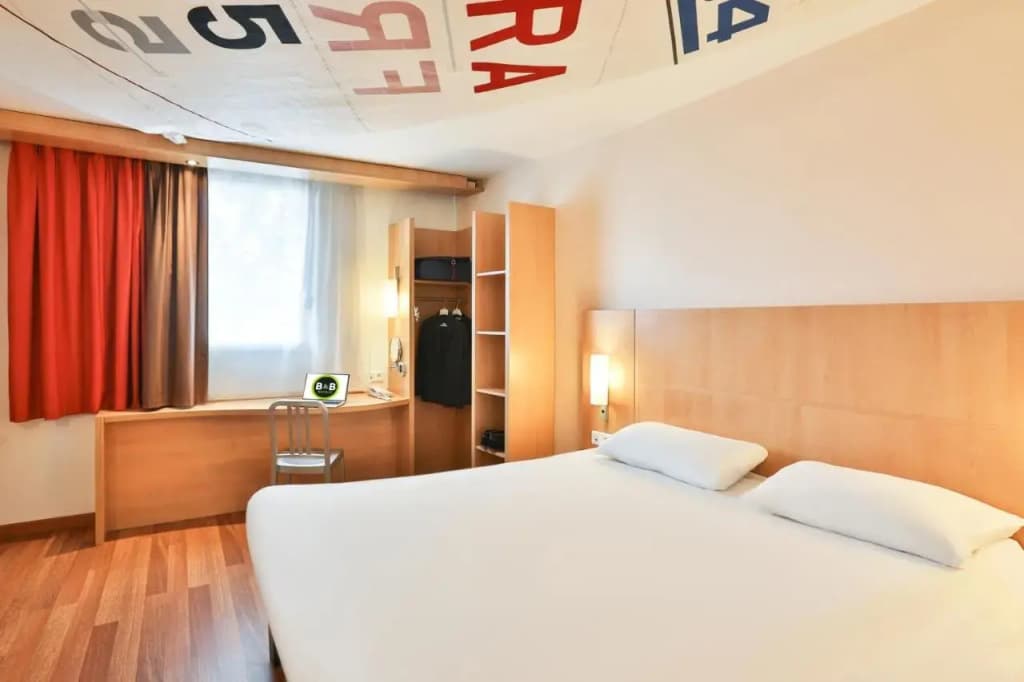 B&B HOTEL Les Sables-d'Olonne Centre Gare - Photo 5