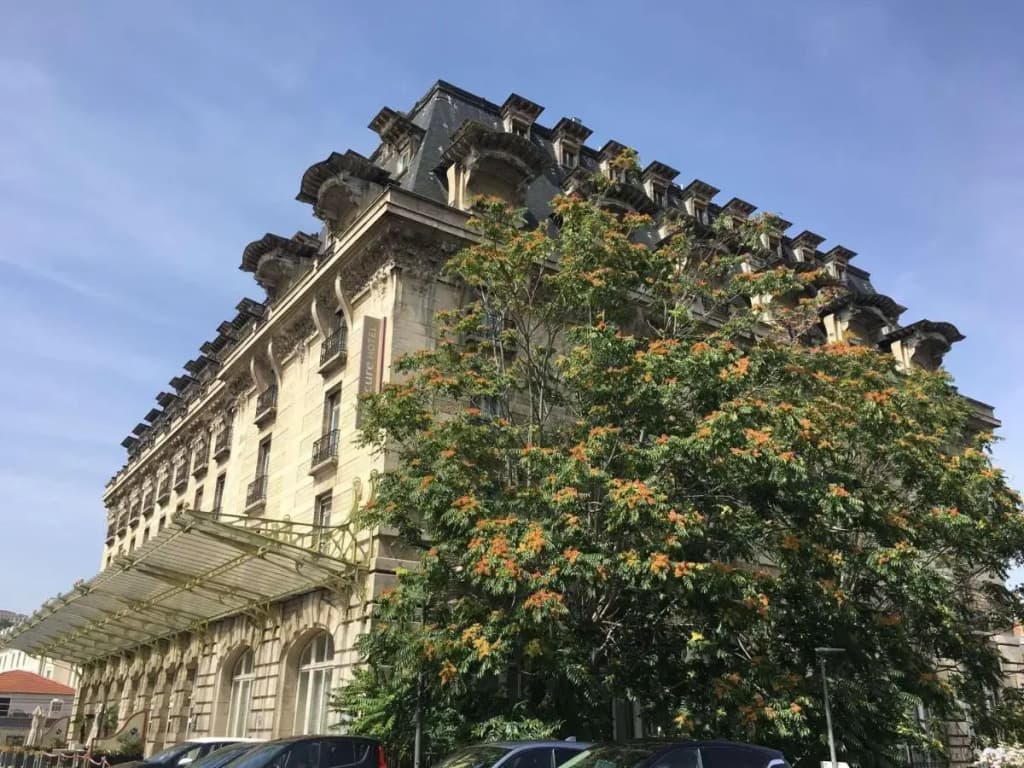 Mercure Lyon Centre Château Perrache - Photo 1