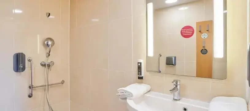 B&B HOTEL Saint-Witz - Miniature 7