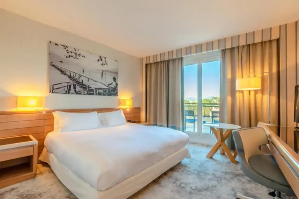 Holiday Inn Nice-Port St Laurent by IHG - Miniature 6