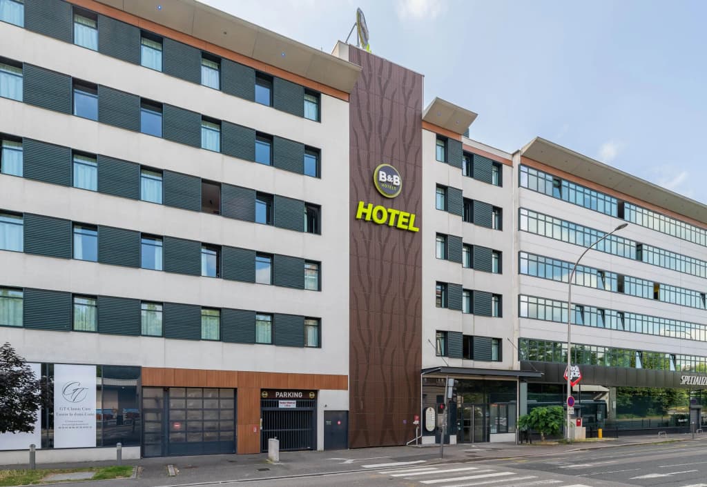 B&B HOTEL Lyon Ouest Tassin - Photo 1
