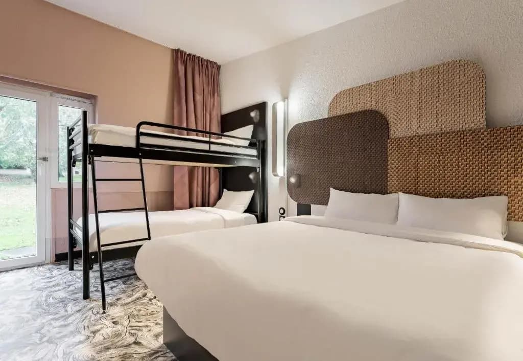 B&B HOTEL Valenciennes Sud - Photo 3