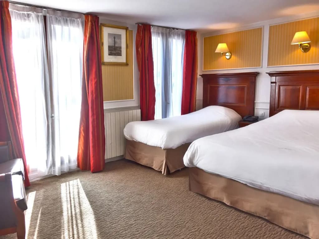 Hotel Touring - Photo 4