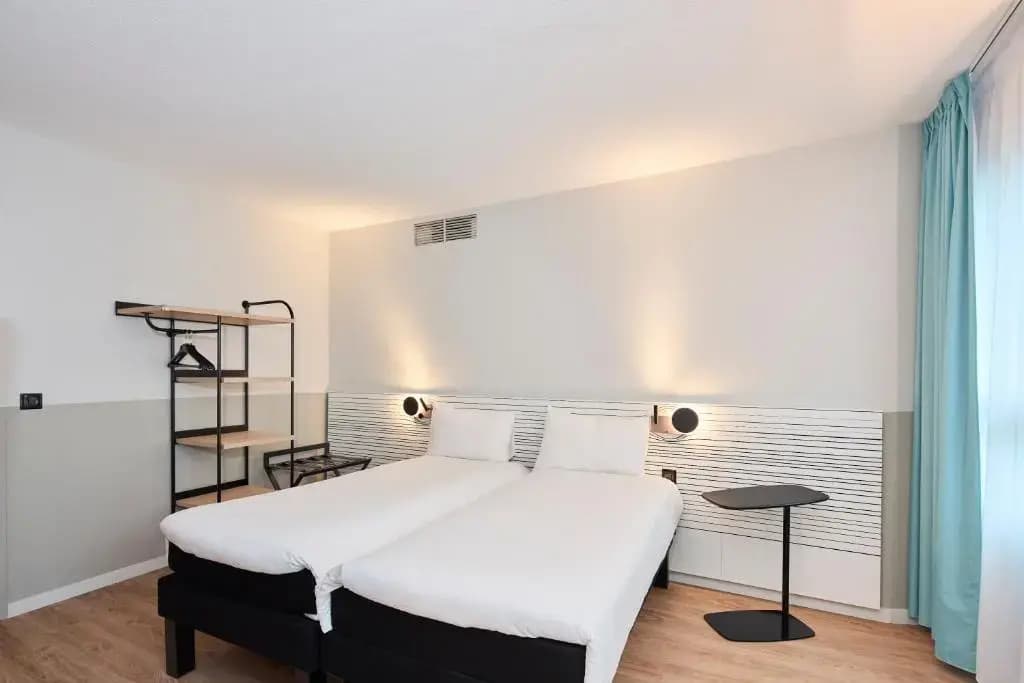 ibis Styles Poissy - Photo 4