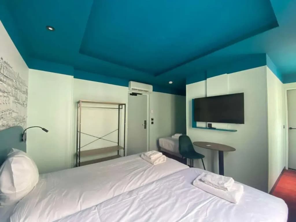 Ibis Styles Paris Batignolles - Miniature 8