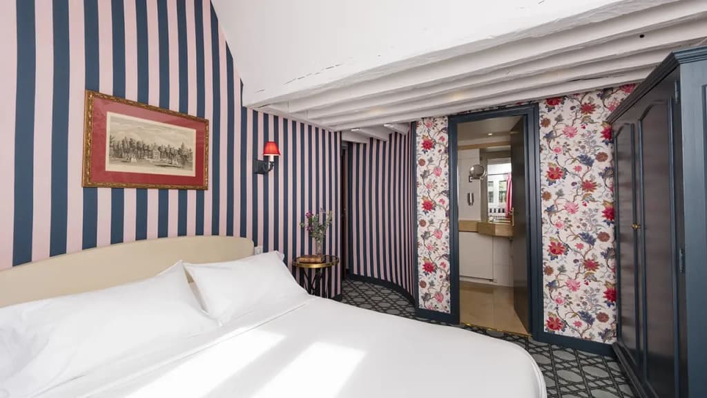 Hotel Saint Germain - Miniature 8