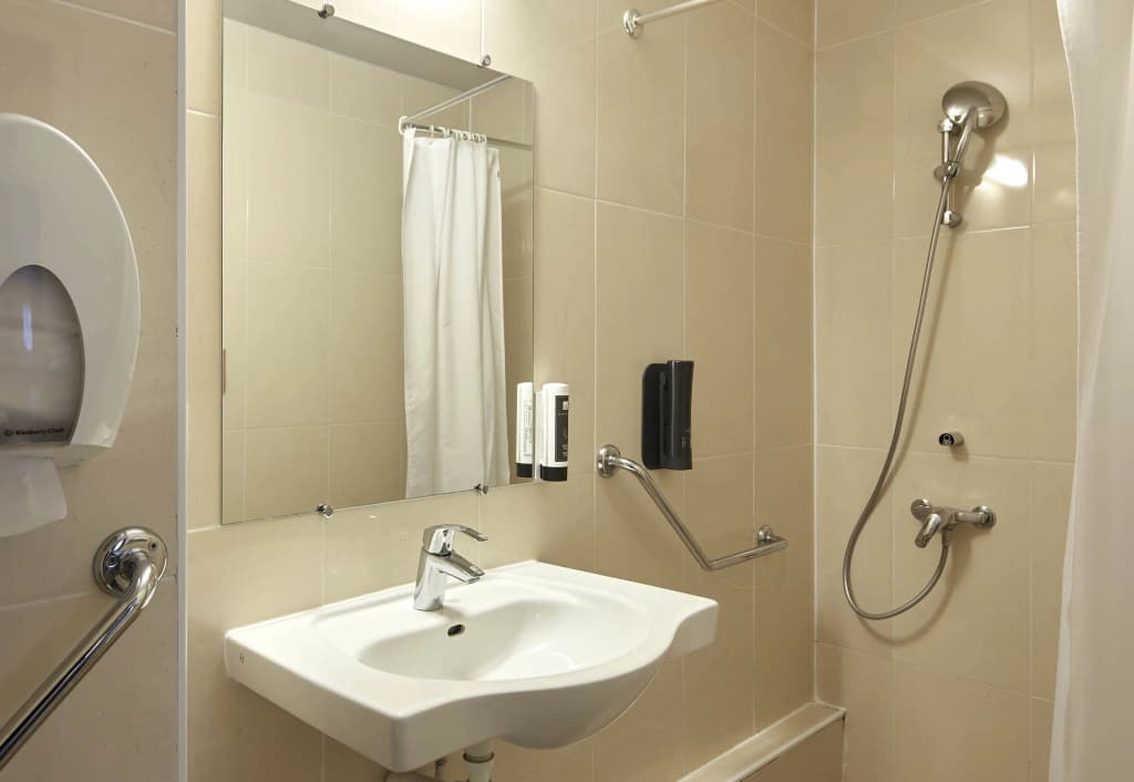 B&B Hotel Saclay - Miniature 8
