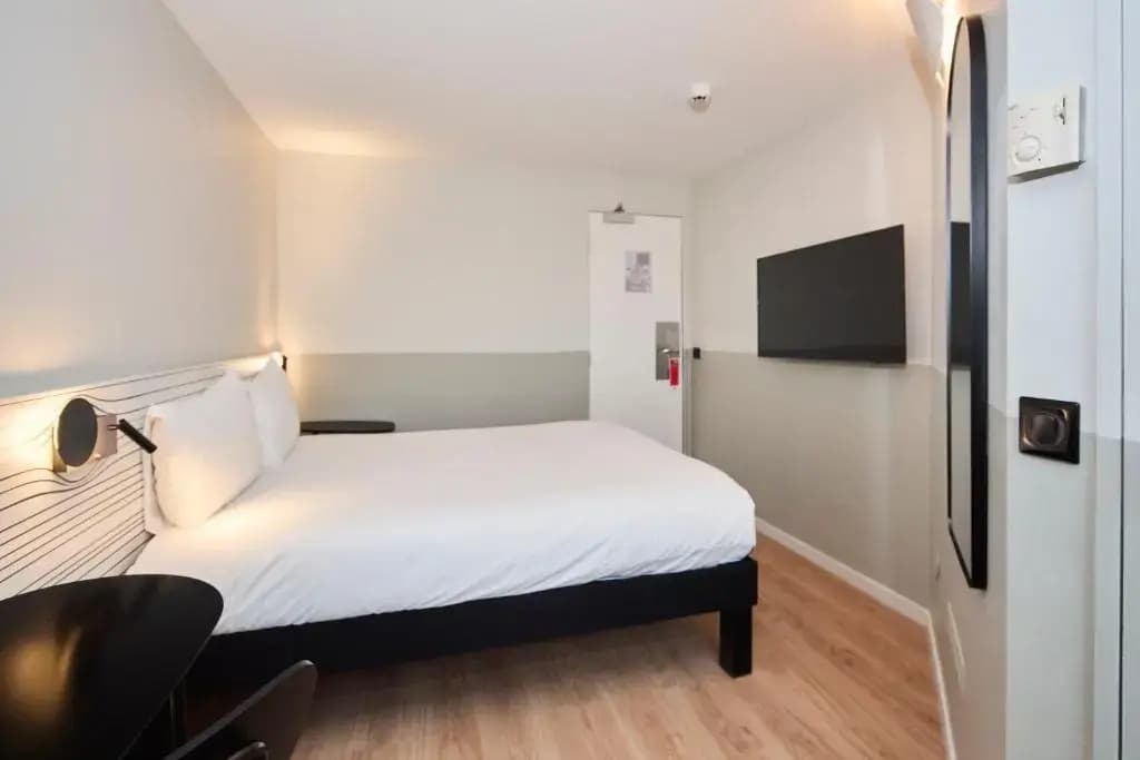 ibis Styles Poissy - Miniature 6