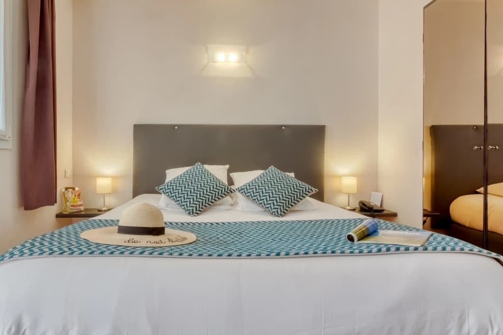 Logis Hotel Restaurant Les II Mas - Photo 2