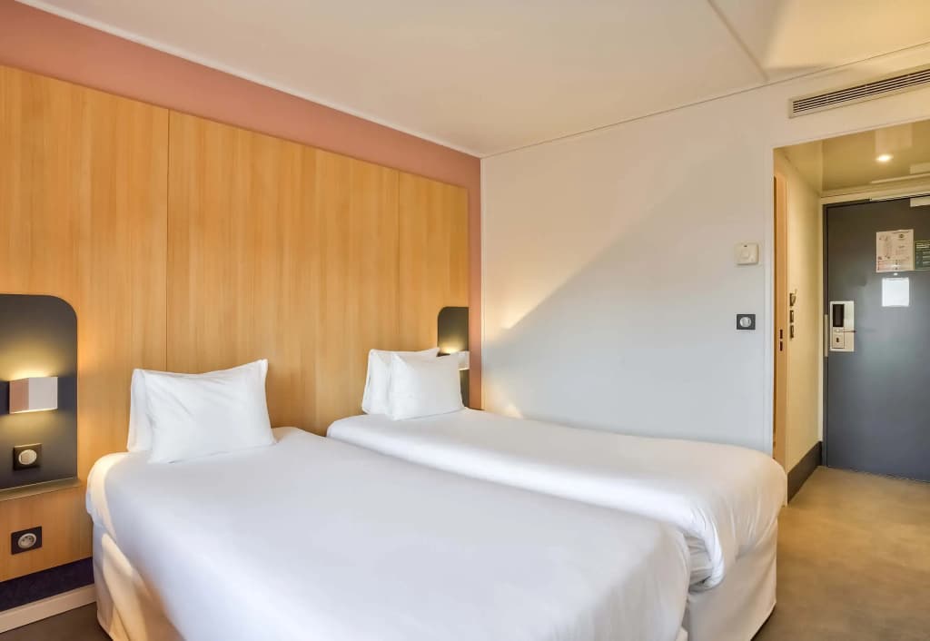 B&B HOTEL Paris 17 Batignolles - Miniature 7
