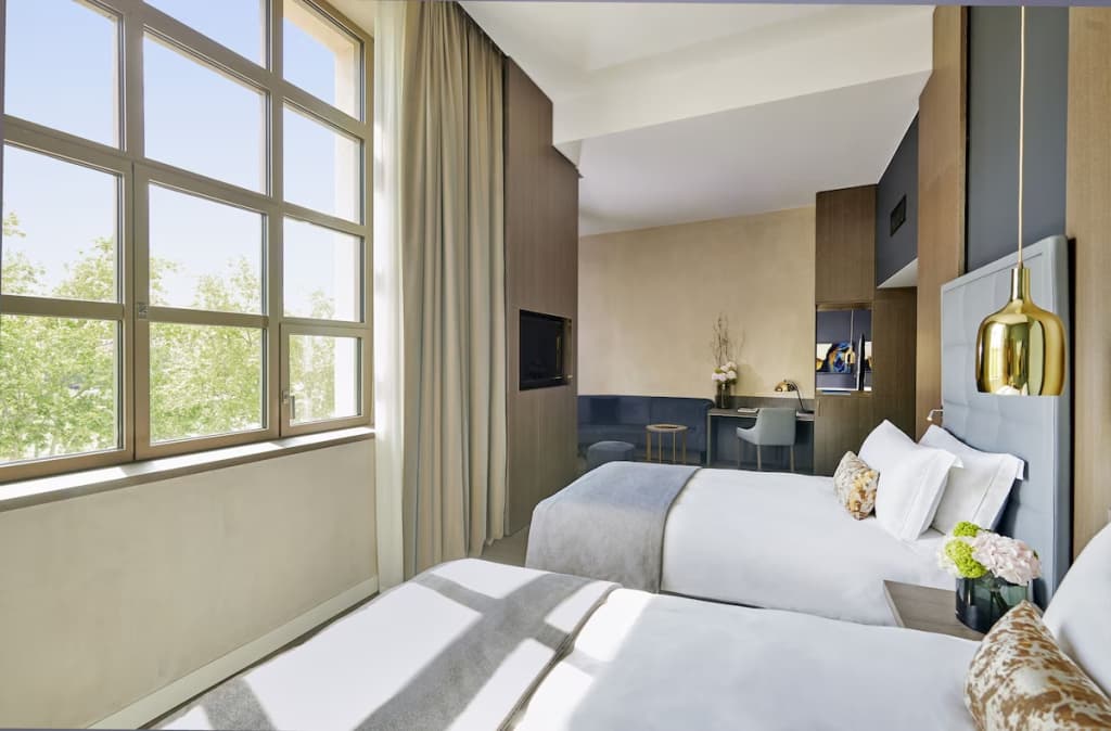 Intercontinental Lyon Hotel Dieu by IHG - Photo 3