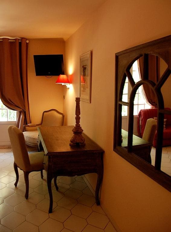 Hotel Les Mazets Des Roches - Photo 3