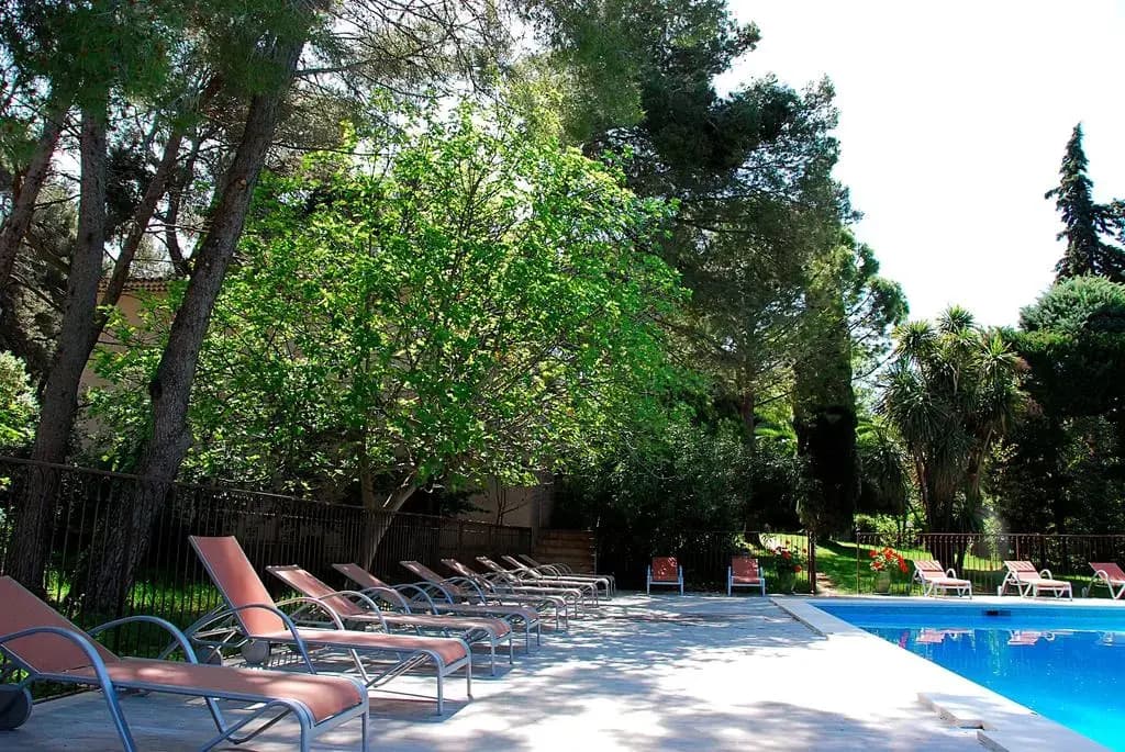 Hotel Les Mazets Des Roches - Photo 1