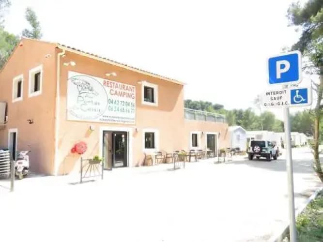 Camping Aux Portes De Cassis