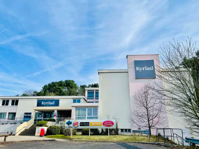 Hotel Kyriad Nemours