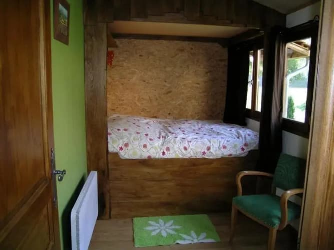 Gîte Vernusse, 6 pièces, 12 personnes - FR-1-489-255