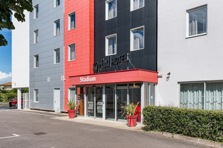 KYRIAD LYON EST - Stadium - Eurexpo