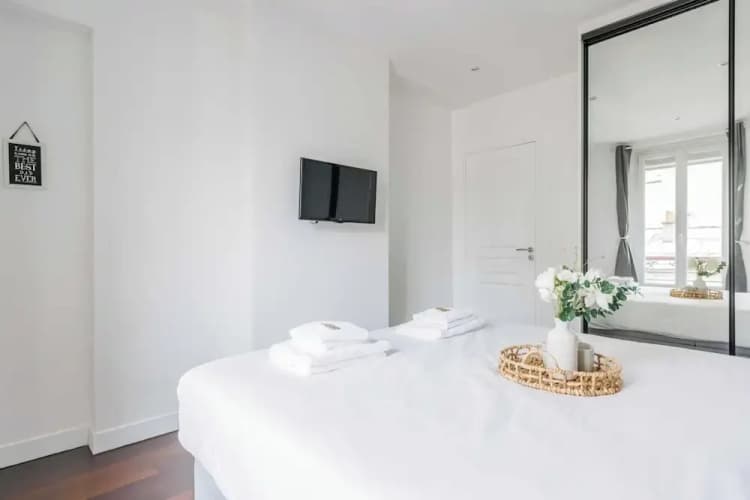 Apartment for 4 People in Saint-mande