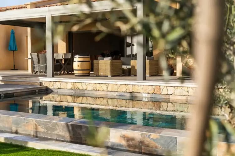 Villa Riposu Jacuzzi Pool Beach Access on Foot