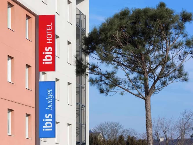 ibis budget Orly Chevilly Tram 7