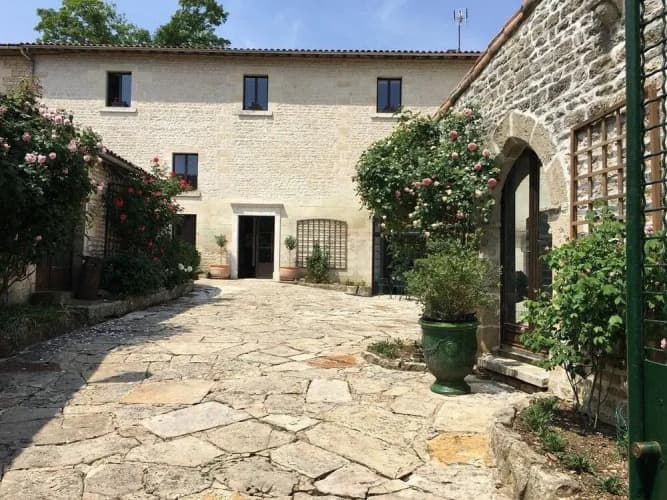 Logis de la Roche