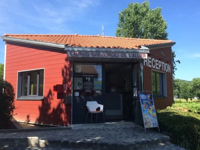 Camping des Gorges de L'allier