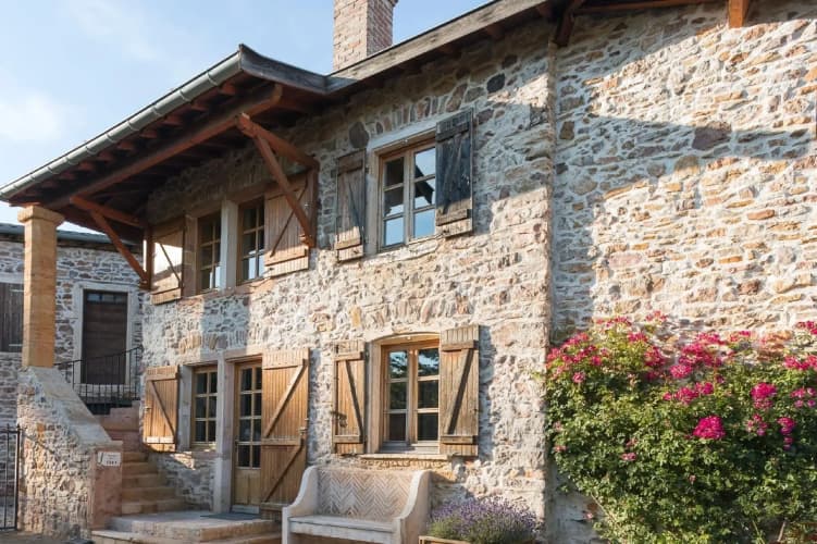 Contact Hôtels Le Savigny & Spa