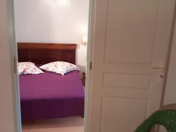 Cozy Holiday Home in Uzer with Swimming Pool