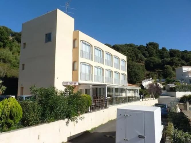 Hotel Alata