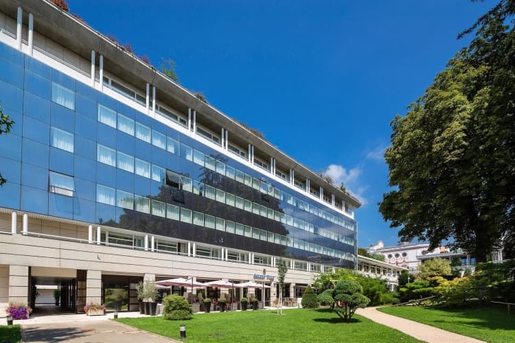 Le Riviera – Hôtel, Restaurant & Spa