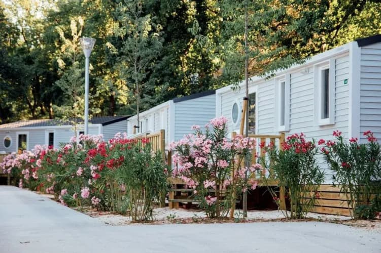 Lagrange Vacances Camping Le Bois Fleuri