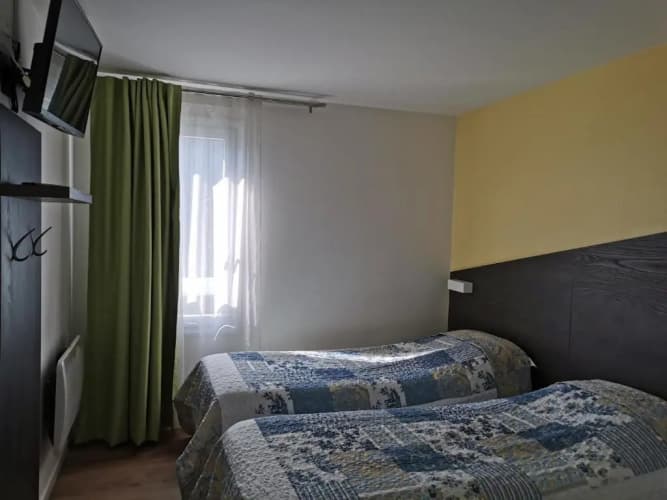 Fasthotel Paris Ouest Bouafle